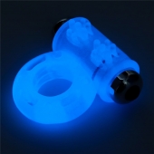 Голубое, светящееся в темноте эрекционное виброкольцо Lumino Play Vibrating Penis Ring - Lovetoy - в Костроме купить с доставкой