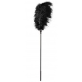 Стек с большим чёрным пером Large Feather Tickler - 65 см. - Blush Novelties - купить с доставкой в Костроме