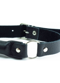 Черный кожаный кляп-трензель на кольцах - БДСМ Арсенал - купить с доставкой в Костроме