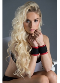 Полиуретановые манжеты для фиксации рук вместе Bound Together Wrist Restraints - Blush Novelties - купить с доставкой в Костроме