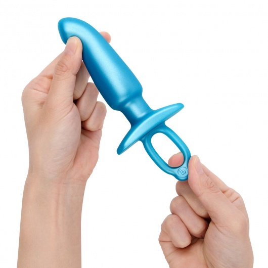 Голубая анальная пробка для массажа простаты Hither Silicone Prostate Plug - 14,3 см. - b-Vibe - в Костроме купить с доставкой