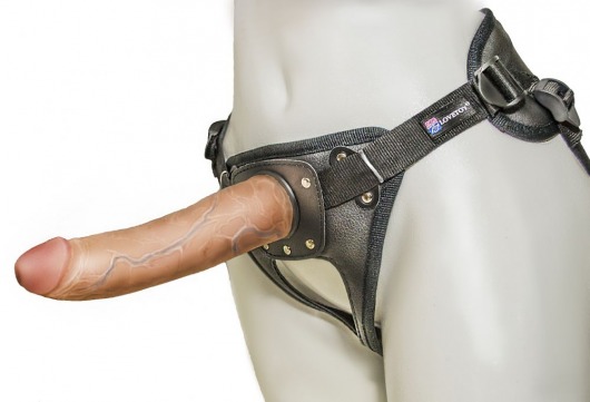 Насадка-фаллоимитатор на кожаных трусиках Harness Ultra Realistic 7  - 18 см. - LOVETOY (А-Полимер) - купить с доставкой в Костроме