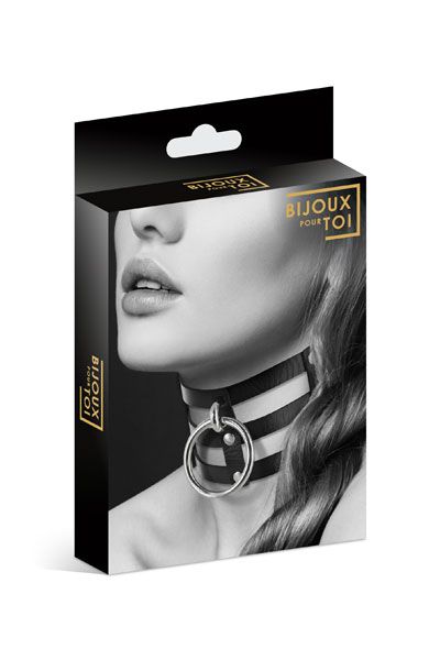 Чёрный тройной чокер с большим кольцом - Bijoux Pour Toi - купить с доставкой в Костроме